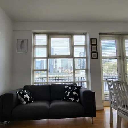 1 Bed, G-Floor Apt Close To O2, Excel And City Airport London Exterior photo