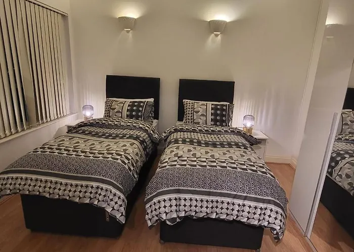 1 Bed, G-Floor Apt Close To O2, Excel And City Airport
